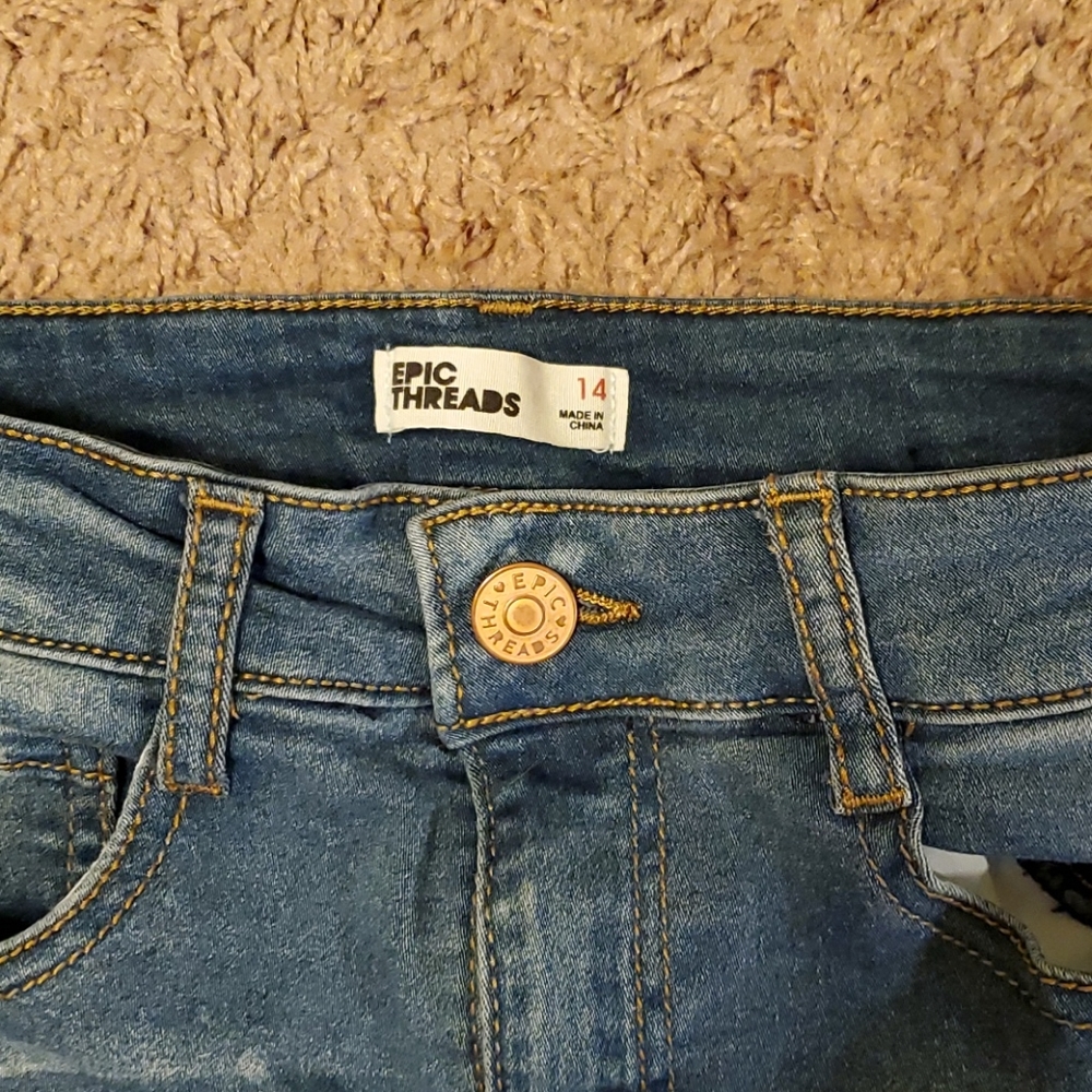 Jeans - Picture 2 of 3